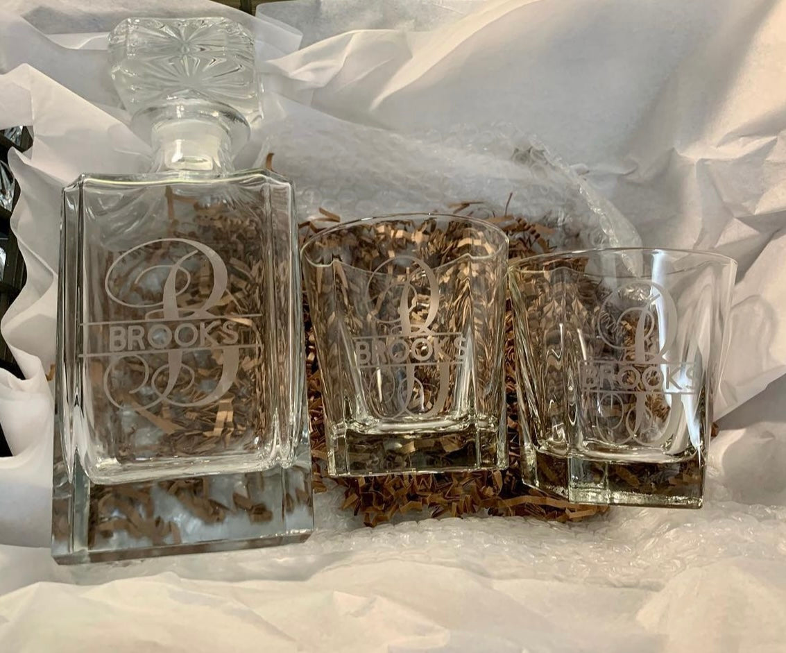 3 PIECE WHISKEY BOURBON DECANTER SET